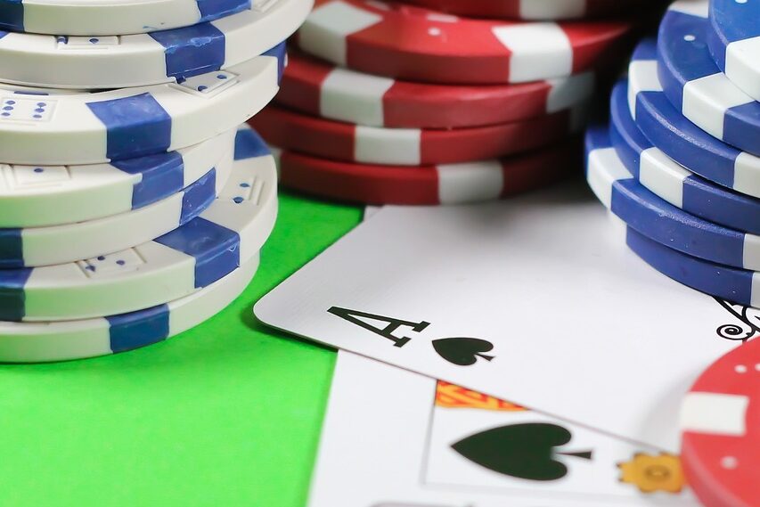 How Darts Illustrates Predictive Models Used in Professional Gambling and Sports Betting